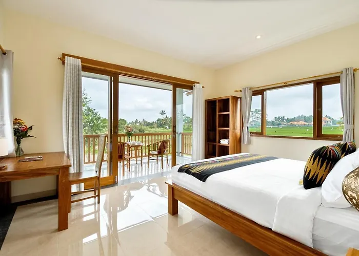 Belanda Three Bed Ferienhaus *