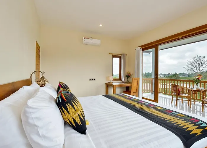 Belanda Three Bed Ferienhaus