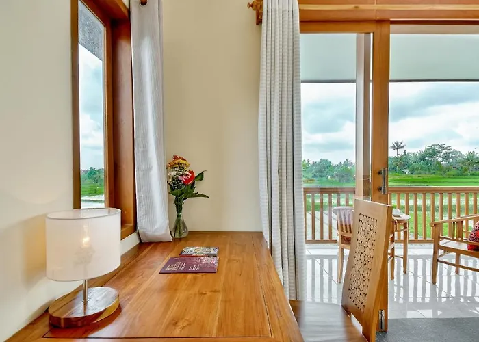 Belanda Three Bed Ferienhaus